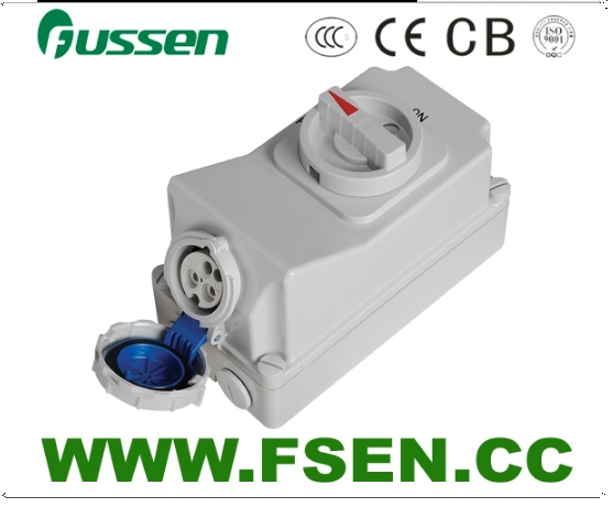 Typ:7012 16A 2P＋E 220V IP67带开关和机械联锁 防水插头插座箱